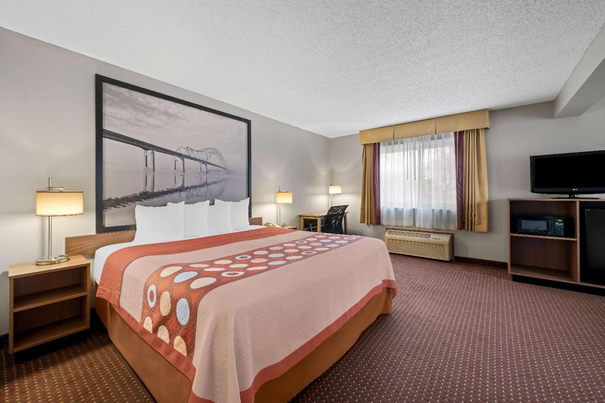Super 8 By Wyndham Waverly Dış mekan fotoğraf
